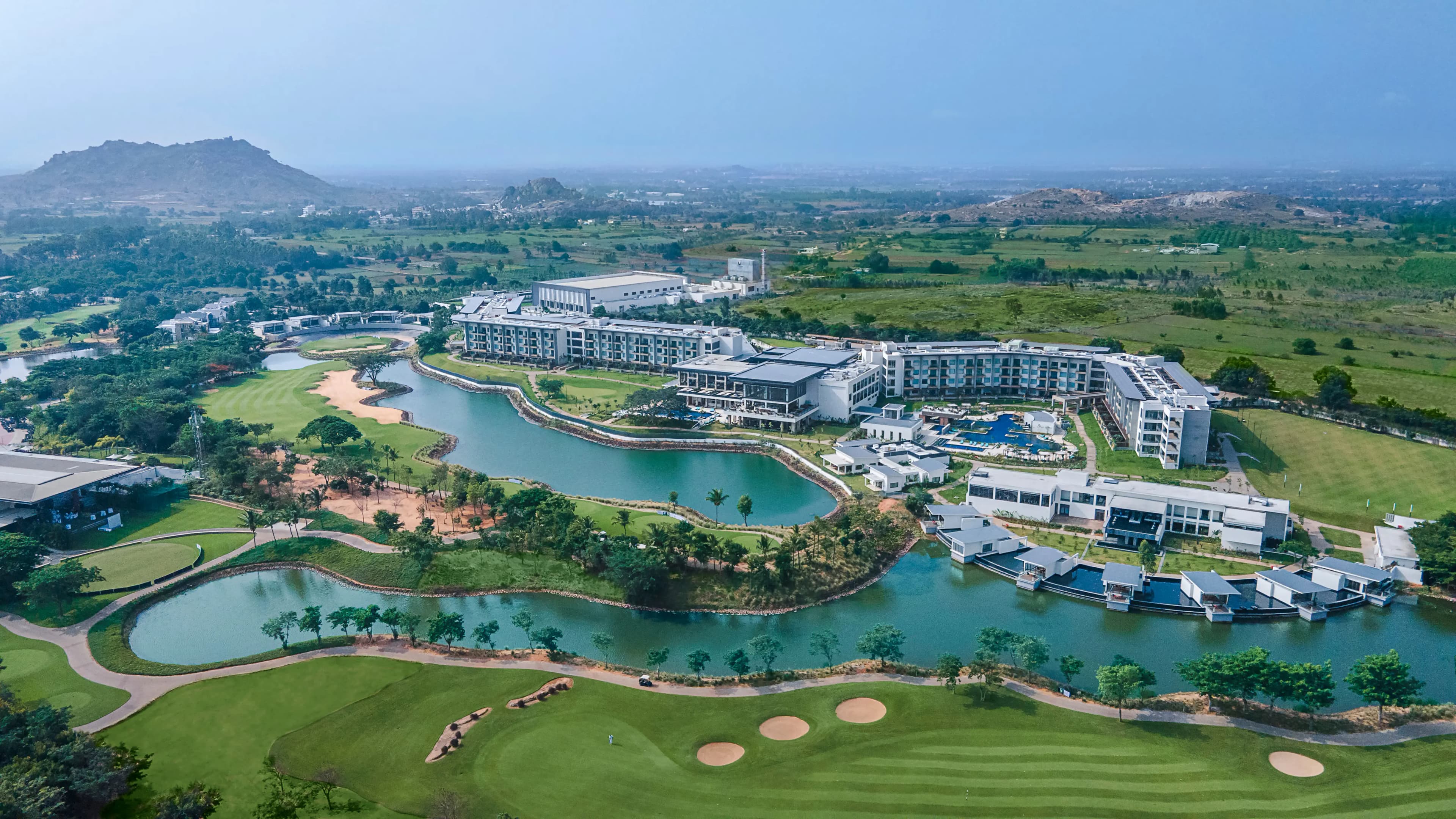 Prestige Golfshire - Premium Golf Course